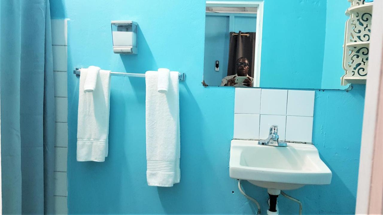 Chez Ophelia Cottage Apartments Roseau Zewnętrze zdjęcie